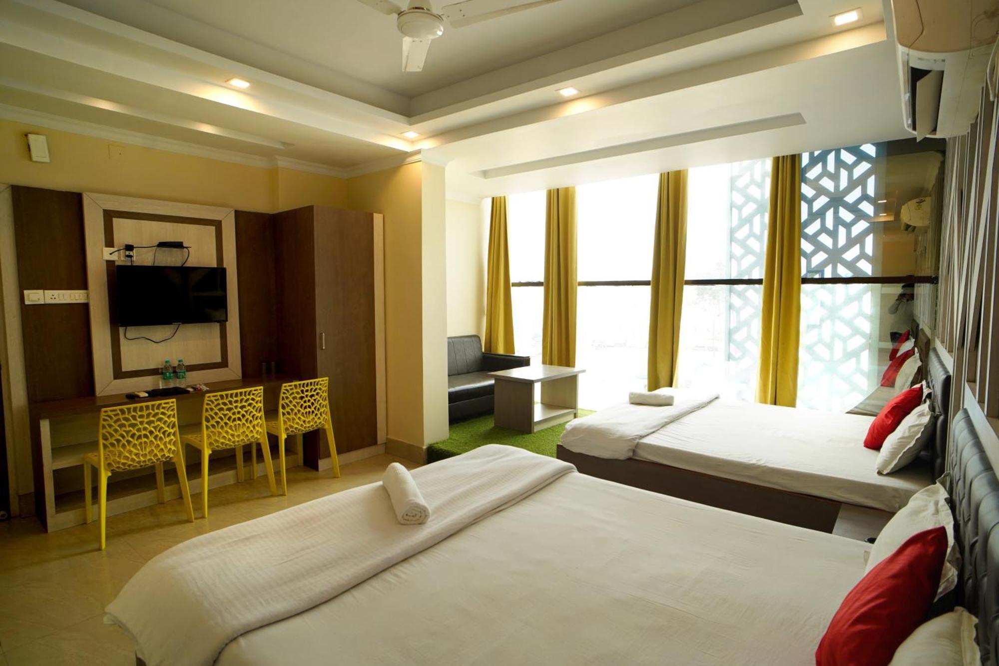 Royal Sea View !! Beach Front With Free Wifi !! Digha  Bagian luar foto