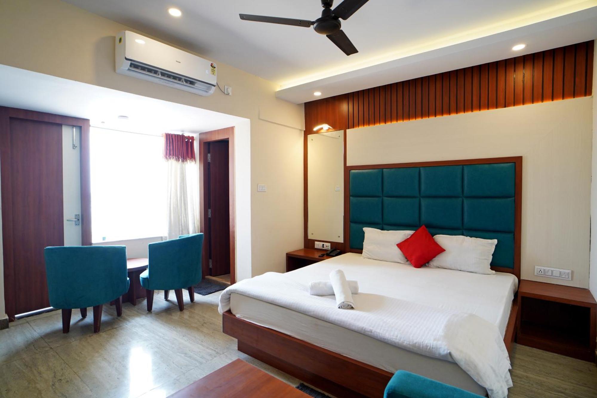 Royal Sea View !! Beach Front With Free Wifi !! Digha  Bagian luar foto