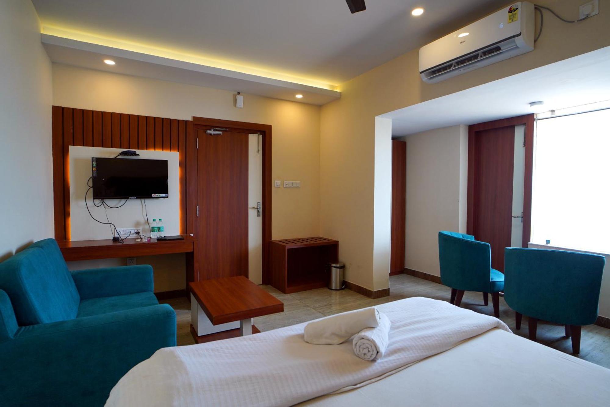 Royal Sea View !! Beach Front With Free Wifi !! Digha  Bagian luar foto